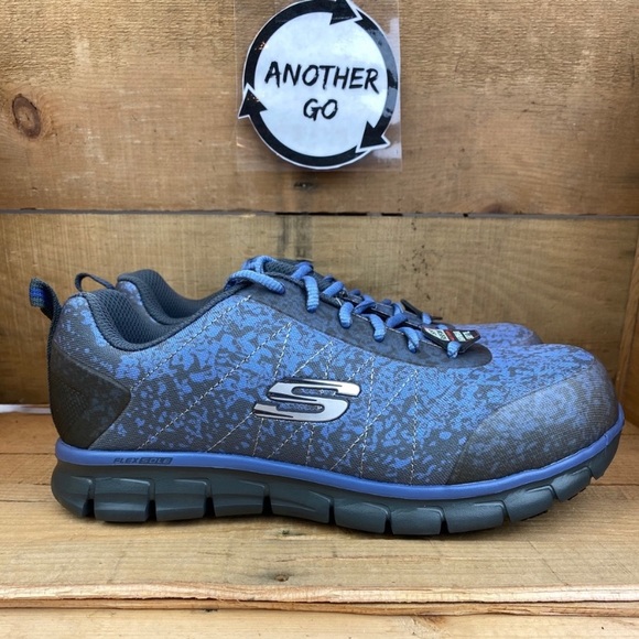 skechers slip resistant sneakers womens